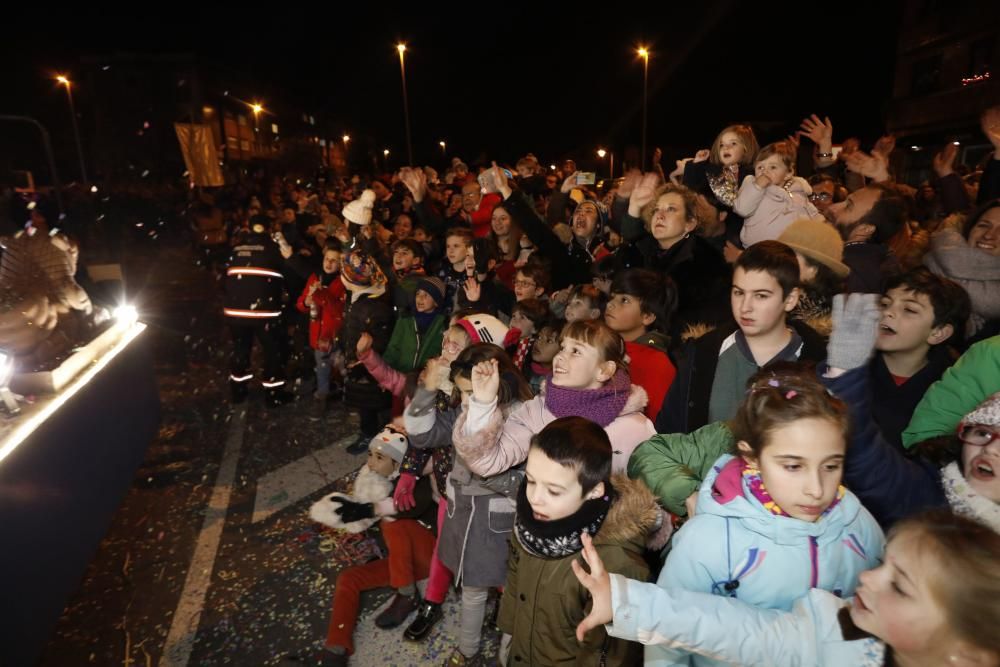 Cabalgata de Reyes 2019 en Gijón