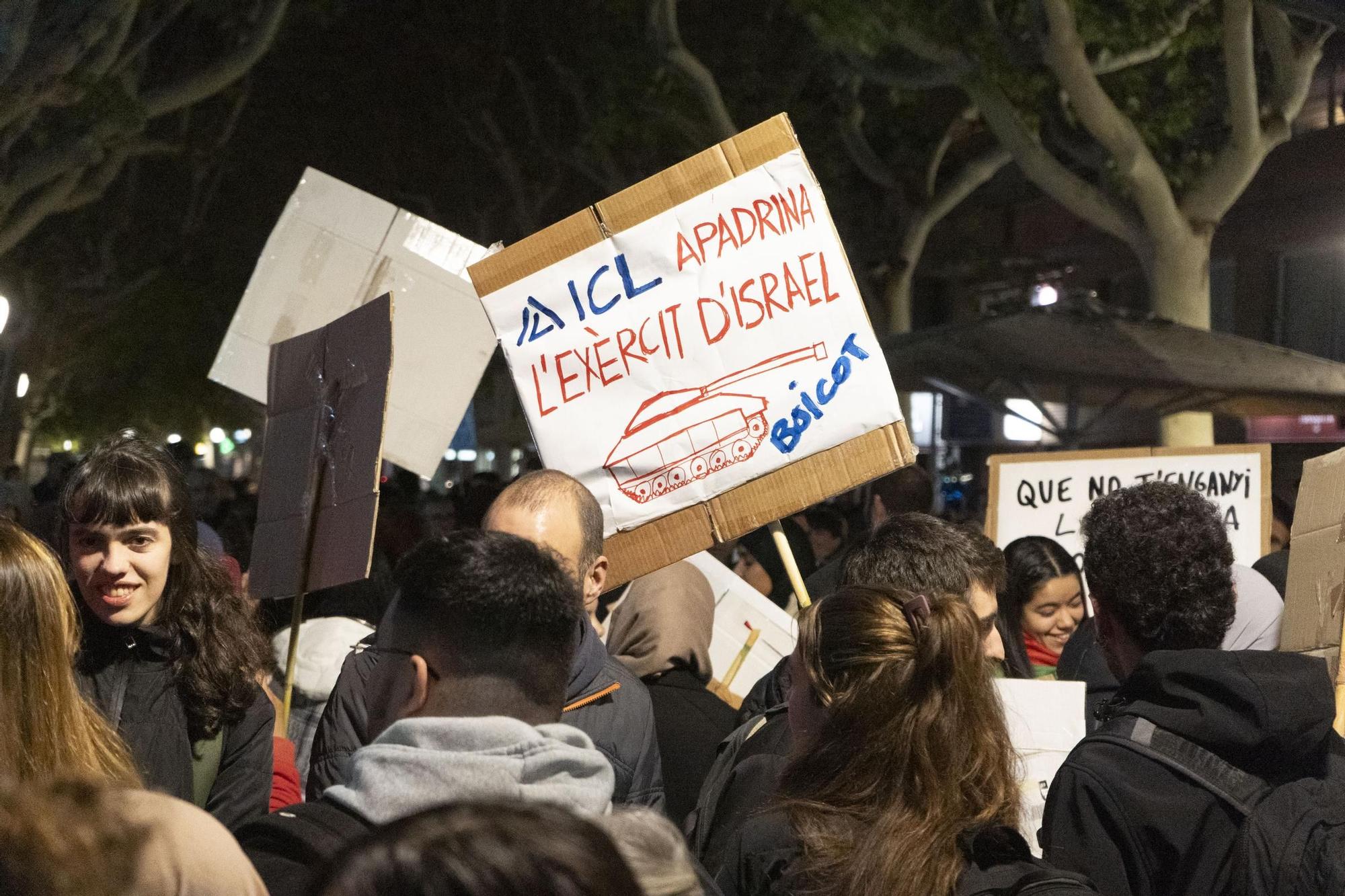 Les imatges de la manifestació a favor de Palestina a Manresa