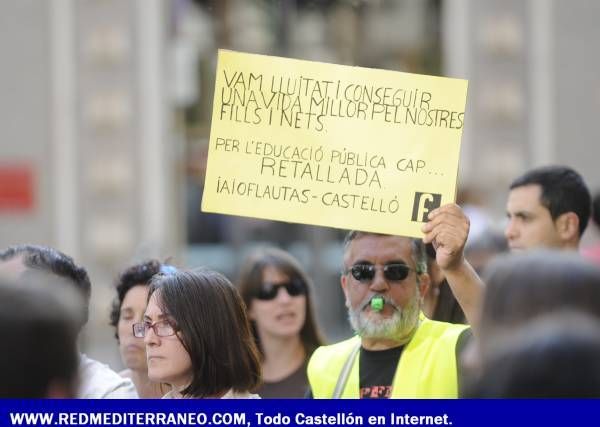 CASTELLÓN SALE A LA CALLE EN PRO DE LA EDUCACIÓN