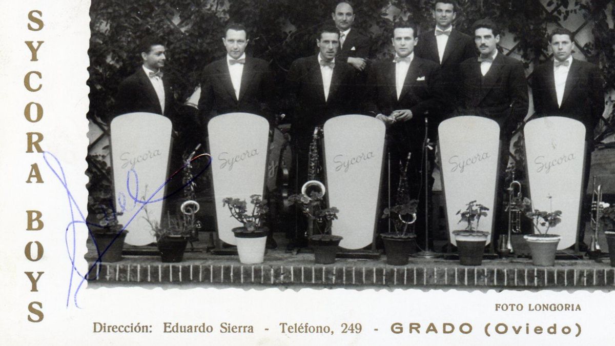 Las orquestas "Sycora", "Neptuno", "Expresion" y tanto que tocar: el esplendor musical del Grado de "Los Archiduques"