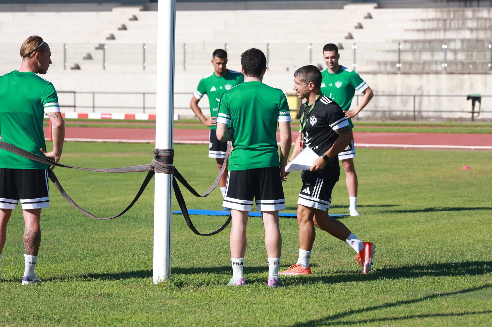 Primer entrenamiento del Cacereño 2025-2026