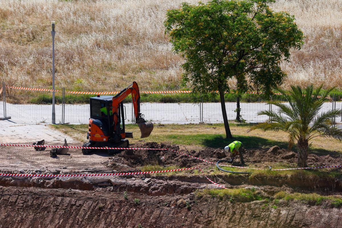 Trabajos de soterramiento en la ronda Norte de Córdoba.