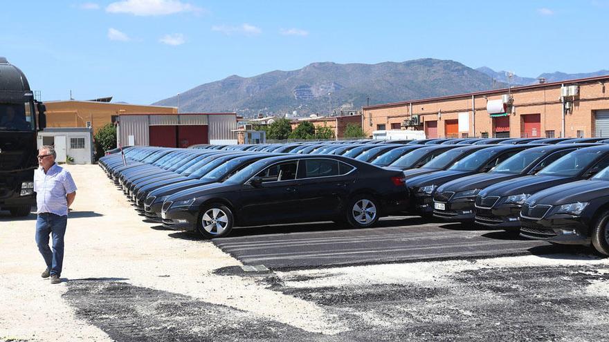 Vehículos de Uber, cuando llegaron a Málaga para su puesta en marcha en junio.