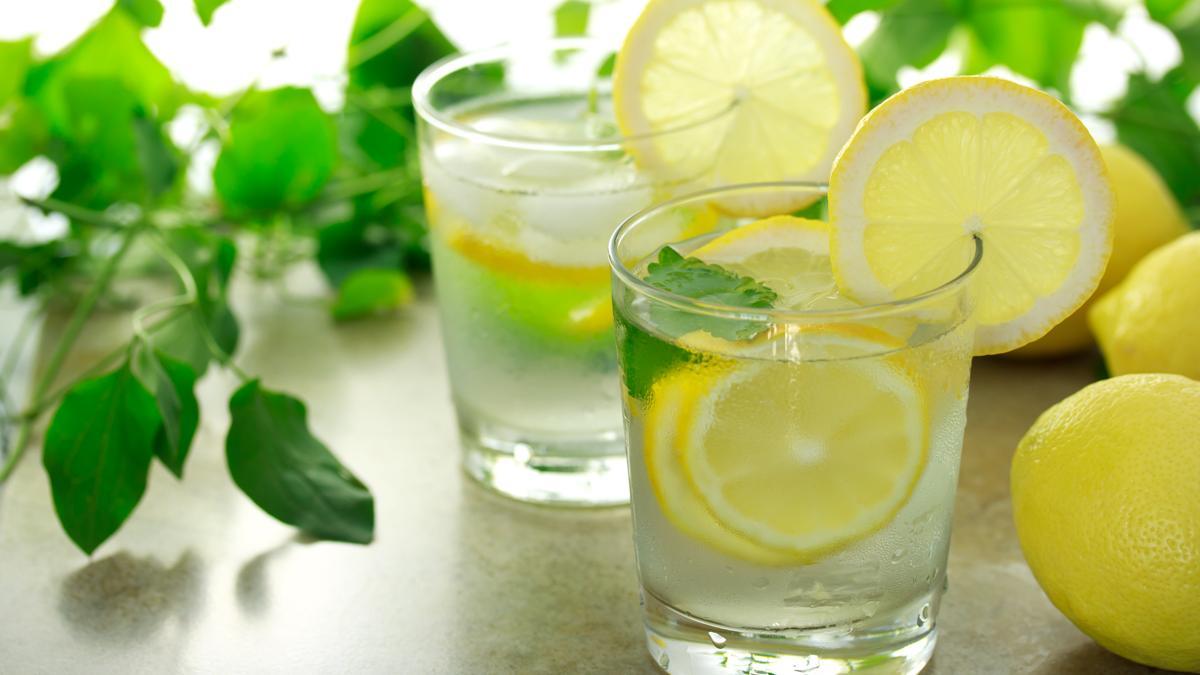 Lemon water , Lemon water