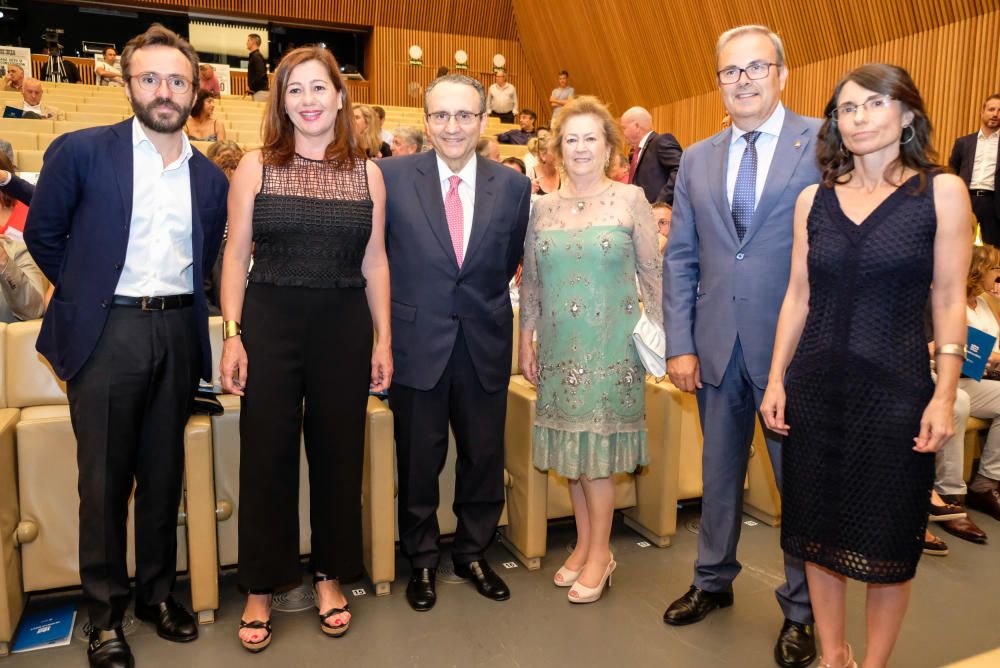 Aitor Moll, Francina Armengol, Javier Moll, Arantza Sarasola, Vicent Torres y Cristina Martín