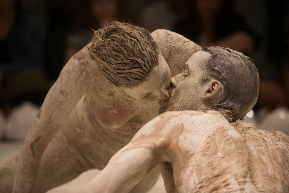 El espectáculo escenifica el ritual de una ofrenda en culturas antiguas