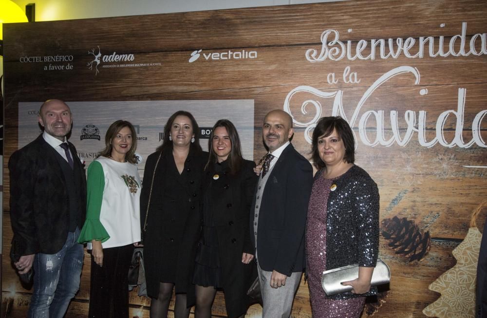 Vectalia celebra su cóctel solidario de Navidad