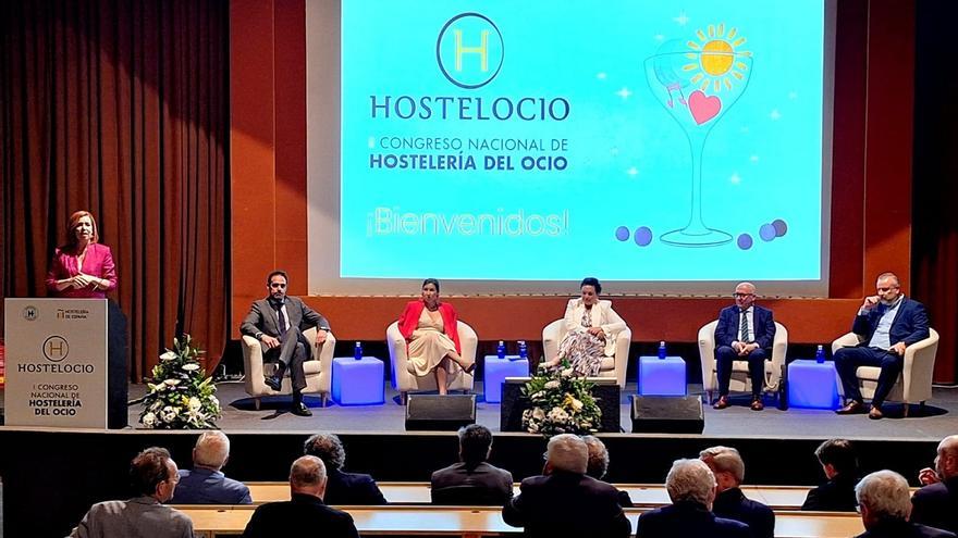 Unos 400 profesionales de la hostelería debaten el futuro del sector en Torremolinos