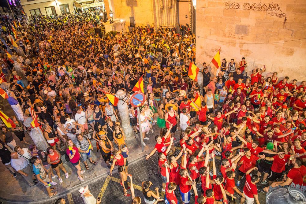 Borrachera de alegría en la retreta callosina