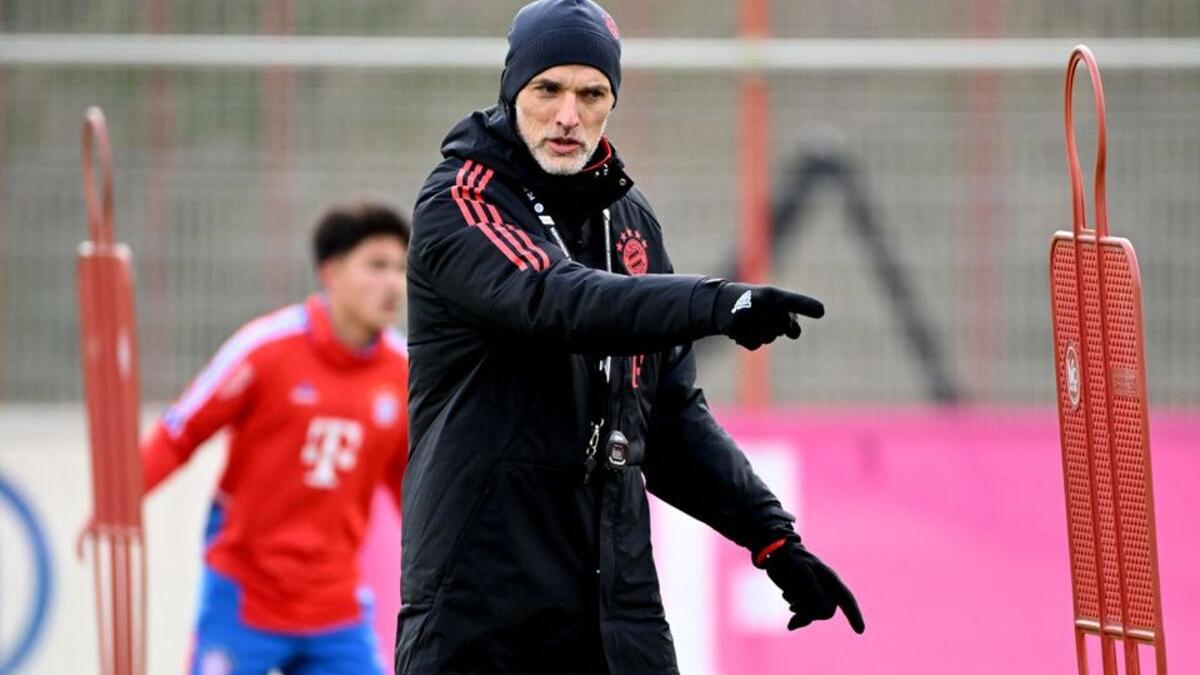 Thomas Tuchel dirigiendo una sesión de entrenamiento con el Bayern Múnich