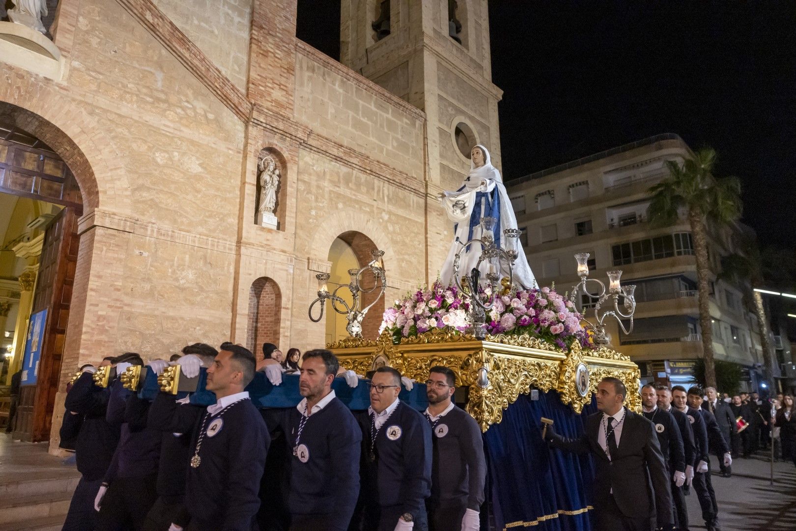 Encuentro de la Vía Dolorosa en Torrevieja del Miércoles Santo con la presencia del obispo José Ignacio Munilla