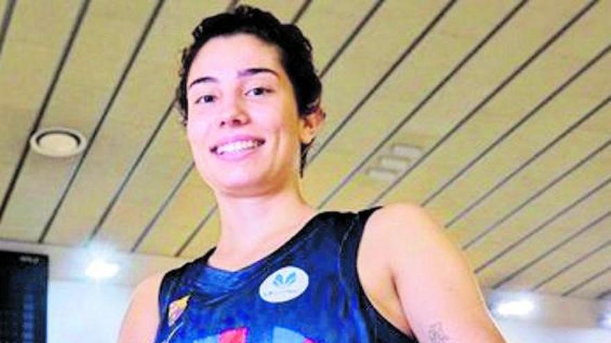 Ainhoa López, exjugadora del CD Zamarat: “Sueño con volver a disfrutar sobre una pista de baloncesto”