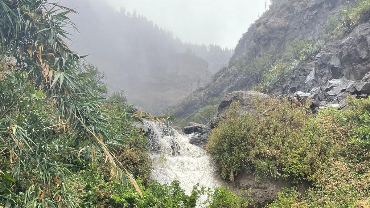 La borrasca Óscar deja lluvias en los municipios de Santa Lucía y San Bartolomé de Tirajana en Gran Canaria