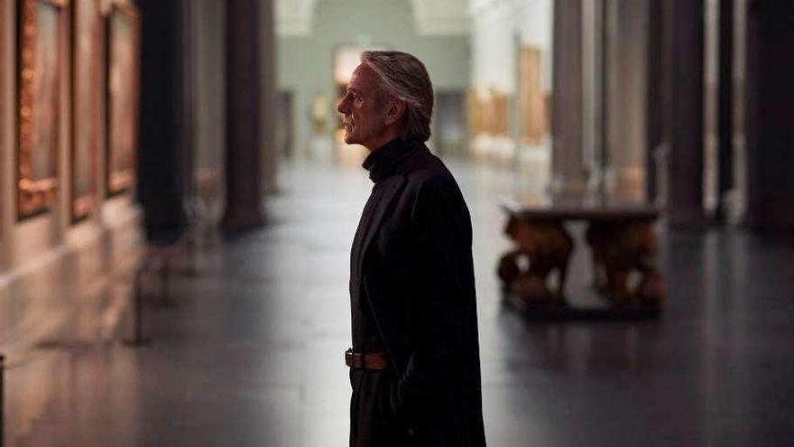 Jeremy Irons, en el Museo del Prado. // Agustín Escámez