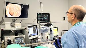 Realización de una colonoscopia en un hospital de Córdoba