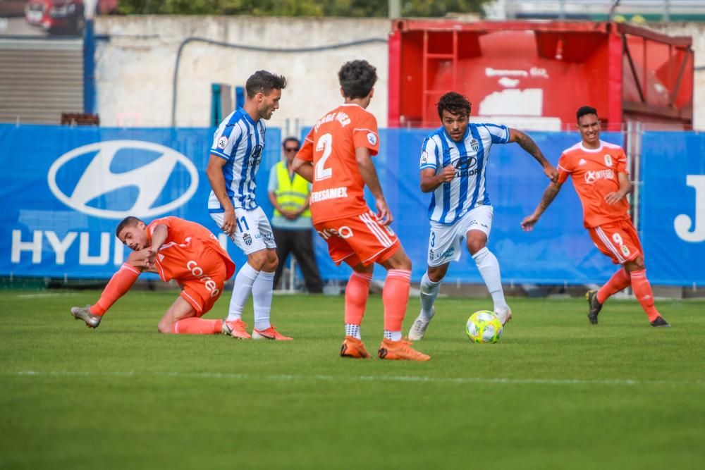 El Atlético Baleares vence al Oviedo (3-1)