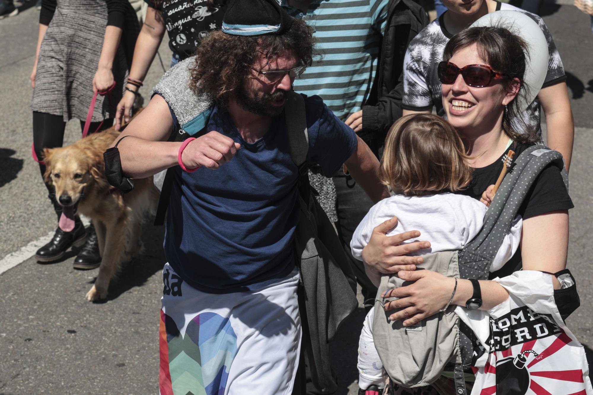 Multitudinaria manifestación por la oficialidad en Oviedo