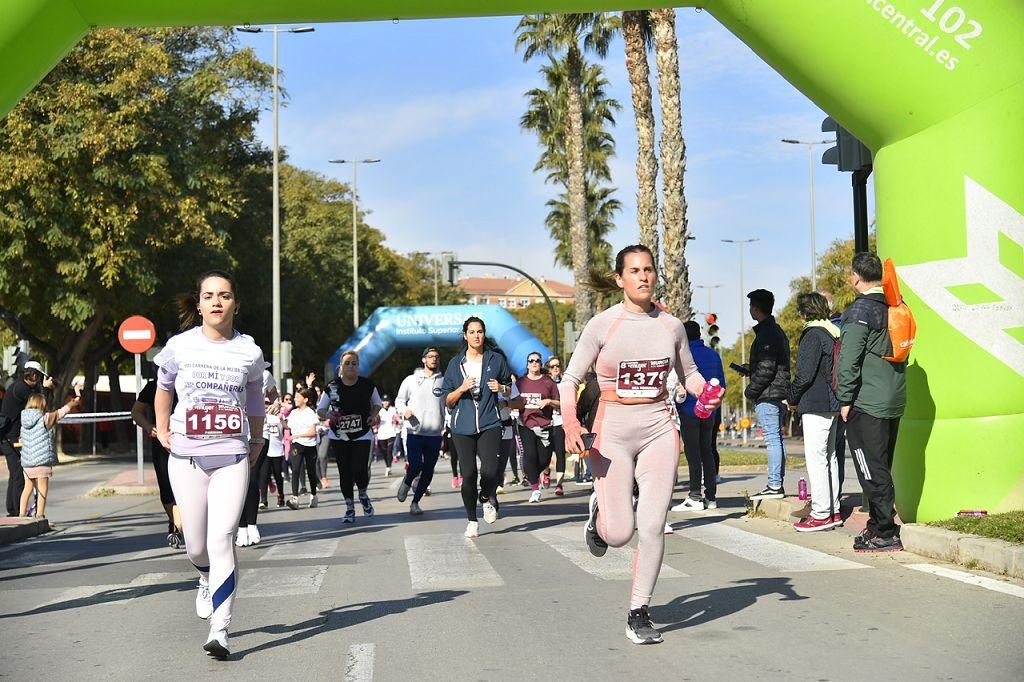 Carrera de la Mujer: recorrido por avenida de los Pinos, Juan Carlos I y Cárcel Vieja (2)