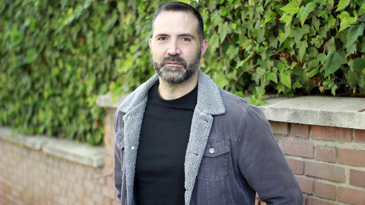 Pedro Mañas, autor de la novela juvenil 'Un lobo dentro'.