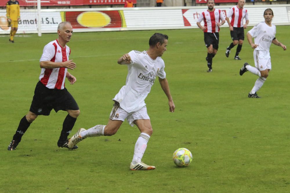 El partido del Real Madrid- Zamora CF de veteranos, en imágenes