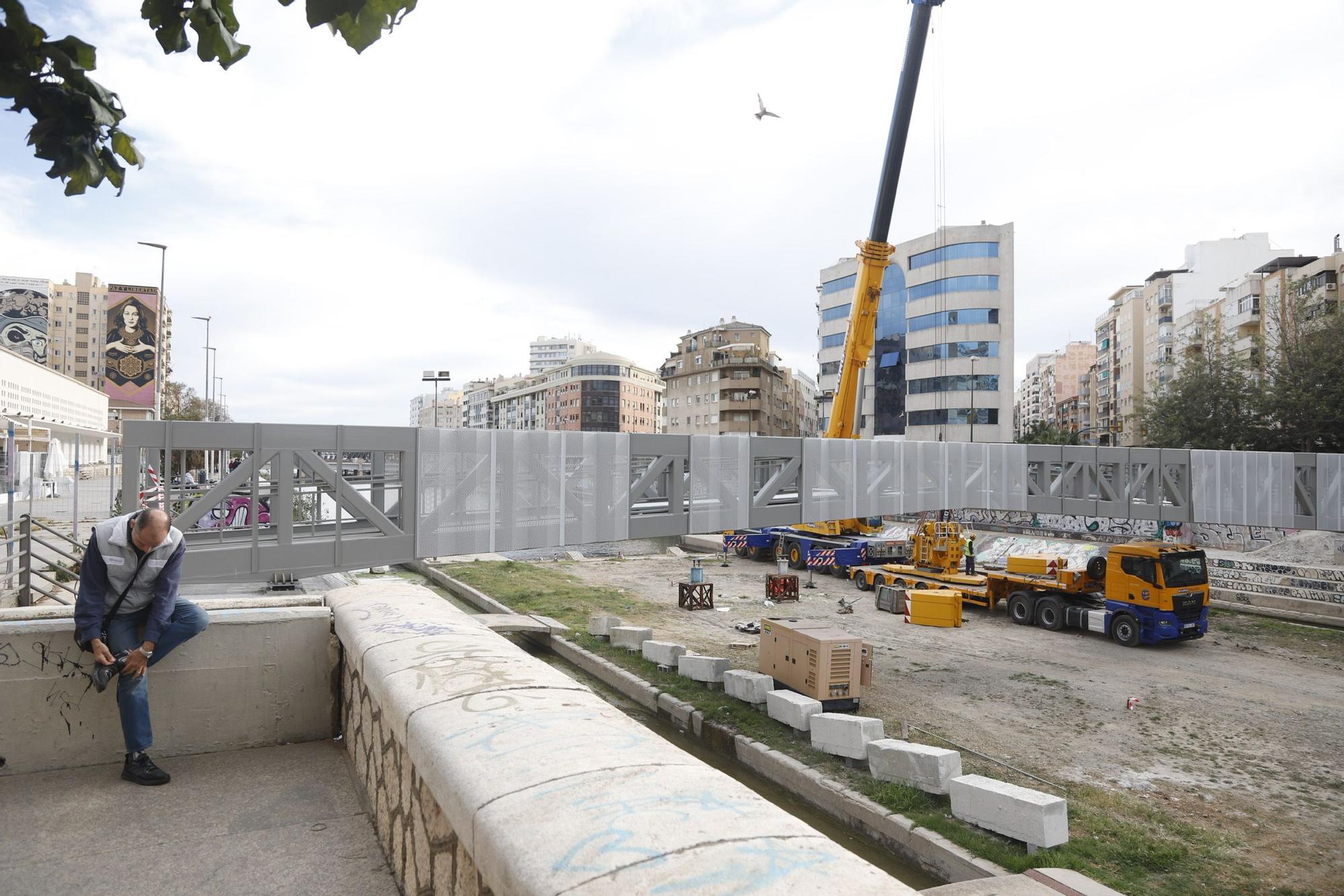 Continúa el montaje del nuevo puente del CAC