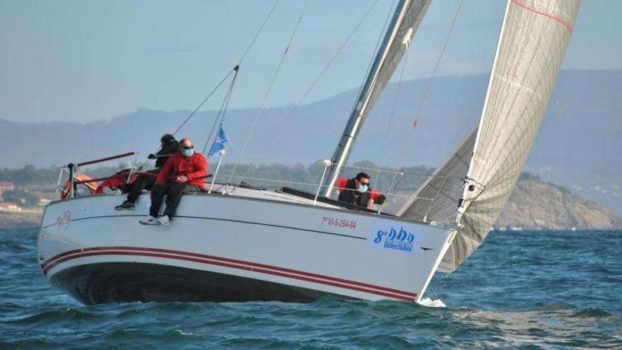 El Balea Dous y el Cinco Islas Albariño dominan sus clases tras la segunda etapa