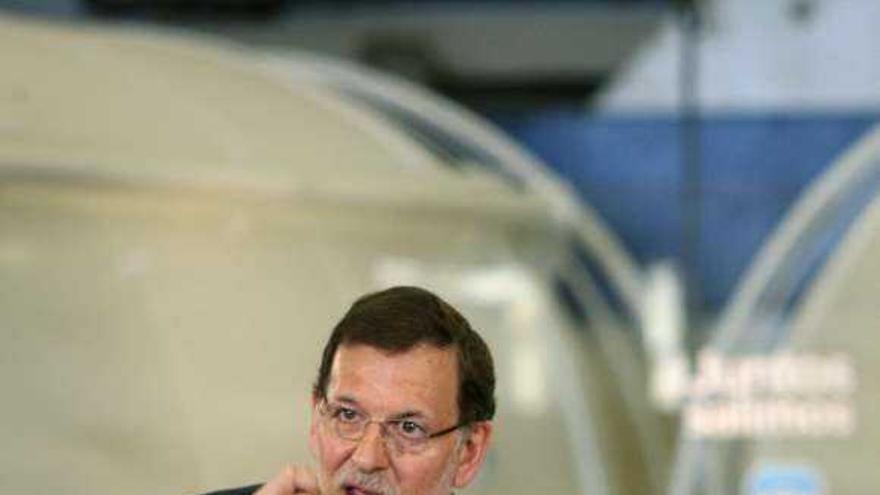 Rajoy, en la clausura del debate &quot;Empresa y crédito&quot;.  // Efe