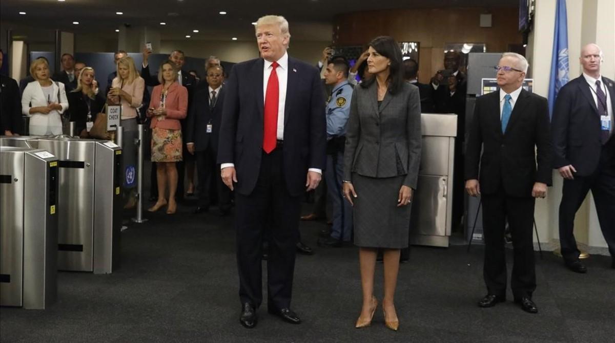 monmartinez40175723 u s  president donald trump speaks to the media as he arrive170918163523