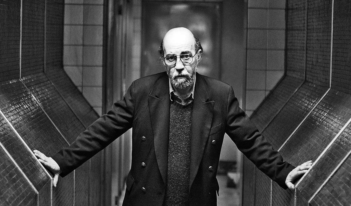 El joven sello Los tres editores ha publicado la primera obra de Héctor Libertella en España, 'La arquitectura del fantasma'.