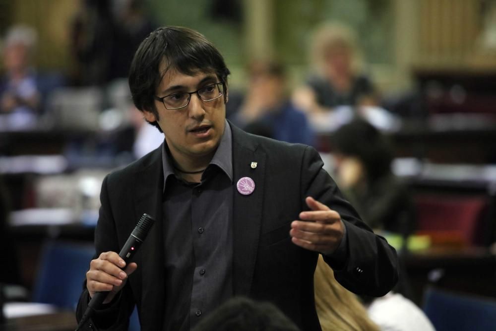 Pleno del Parlament del 26 de abril