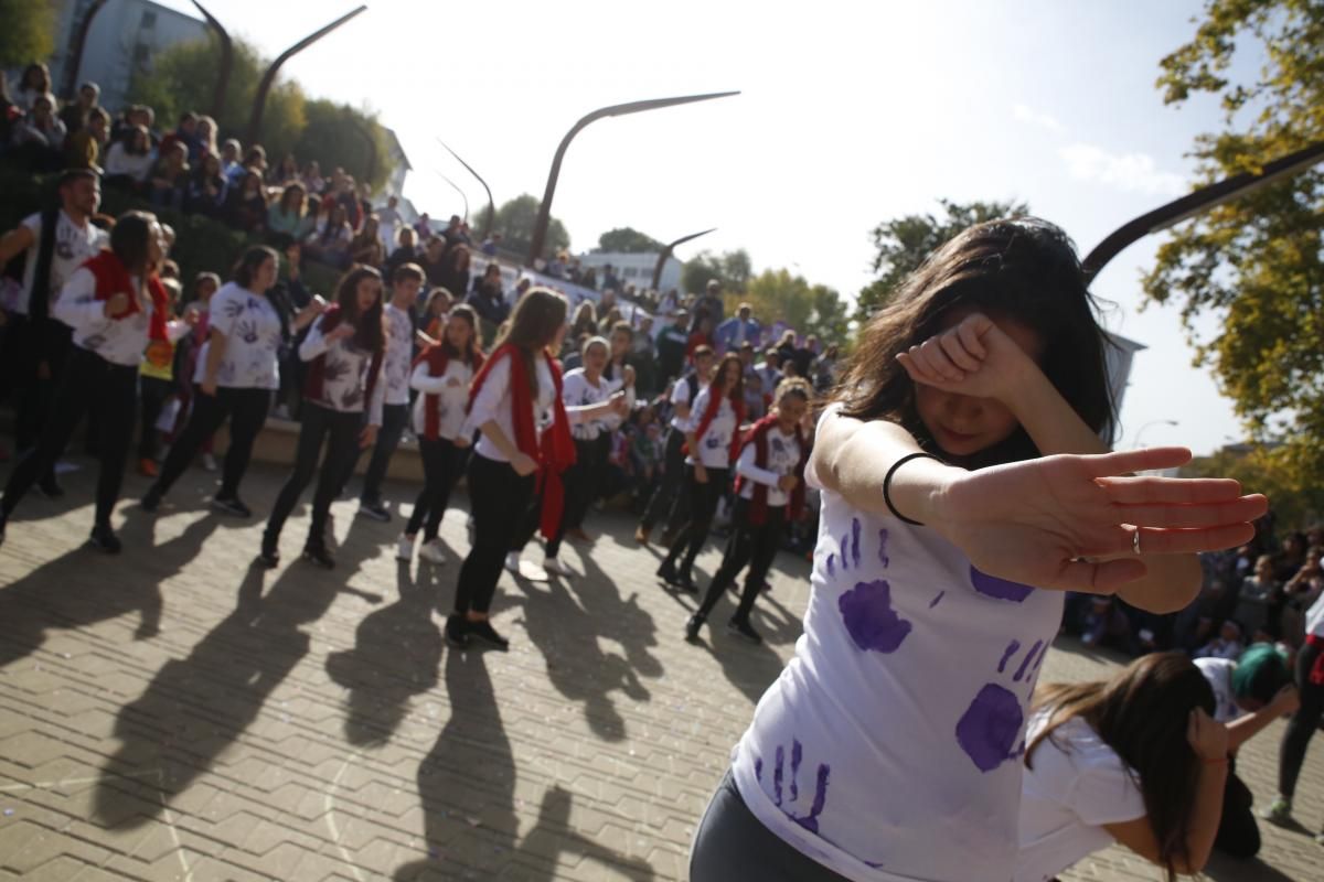 Jornada reivindicativa contra la violencia hacia las mujeres en Córdoba .