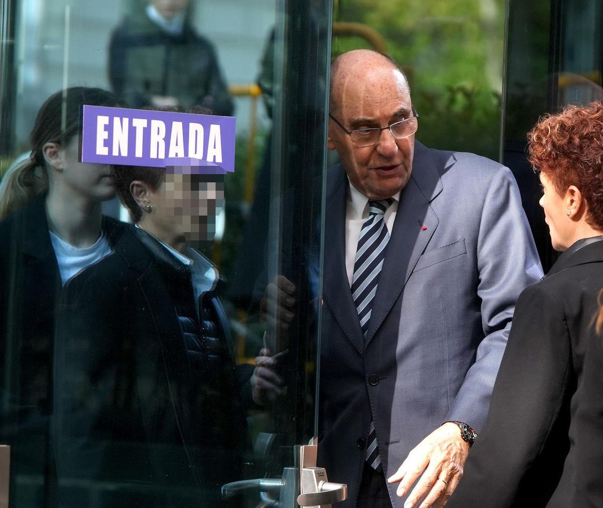 Alejo Vidal-Quadras entra a declarar en la Audiencia Nacional para explicar el atentado que sufrió en noviembre de 2023