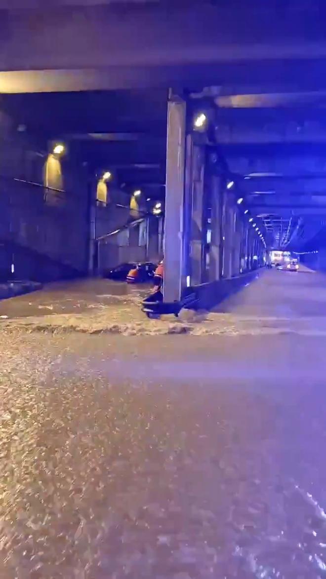 La Ronda de Dalt, inundada por el episodio de lluvias