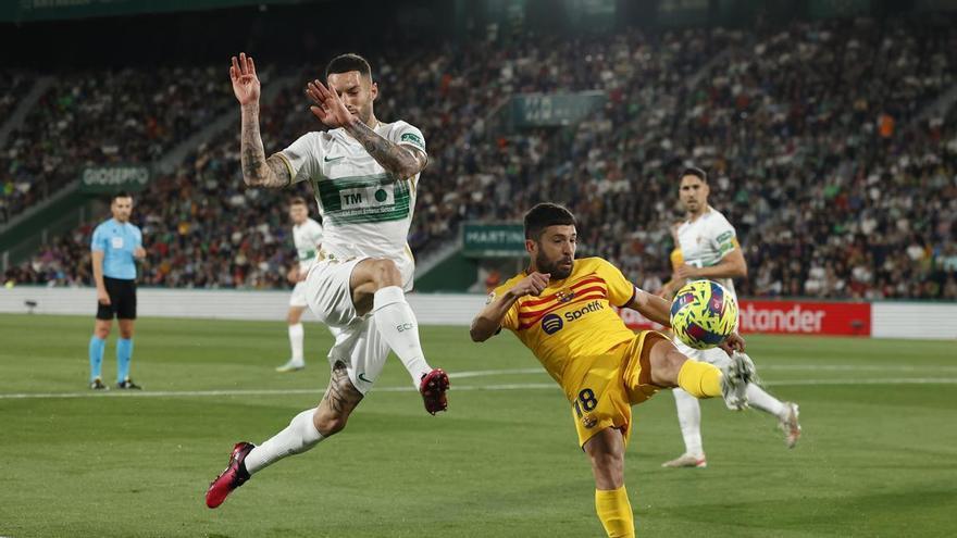 Tres partidos a domicilio y un derbi emotivo esperan al Elche en abril