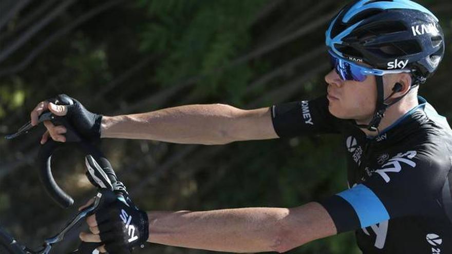 Froome minimiza las pérdidas en la Vuelta