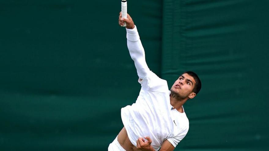 Tennis Alcaraz, a la tercera ronda a Wimbledon