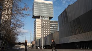 17/01/2025 Zurich vende a Square la sede de la Conselleria de Derechos Sociales e Inclusión por 40 millones. La aseguradora Zurich ha cerrado la venta de la sede de la Conselleria de Derechos Sociales e Inclusión al fondo portugués Square Asset Management por 40 millones de euros, han explicado fuentes del mercado a Europa Press este lunes. ECONOMIA David Zorrakino - Europa Press