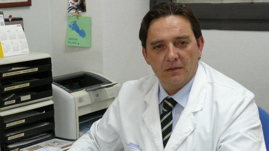 Dr. Antonio Benedicto, Jefe del Servicio de Urología