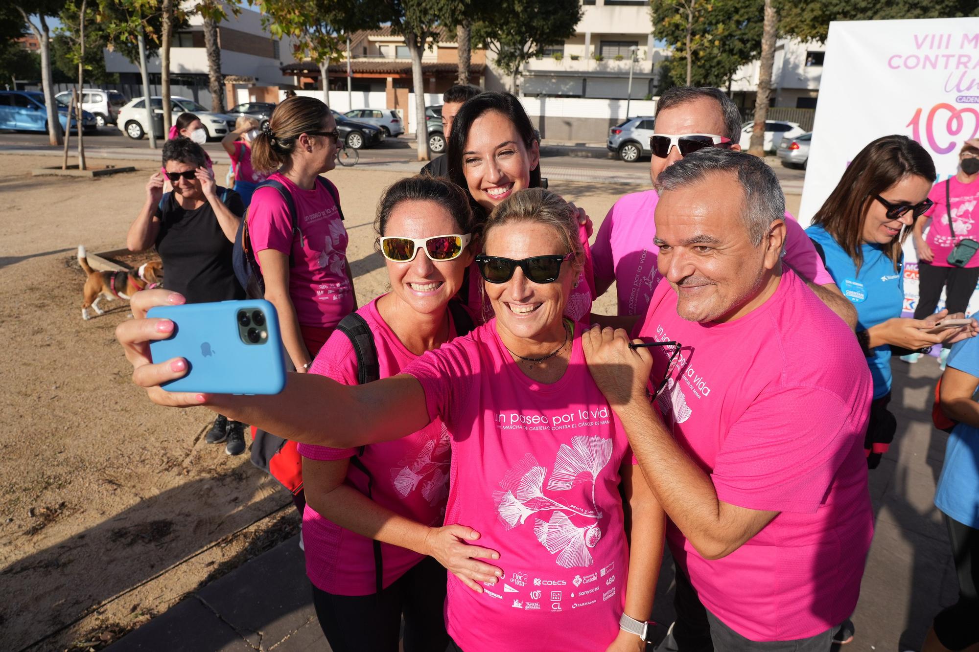 Búscate en la Marcha Contra el Cáncer de Mama de Castelló