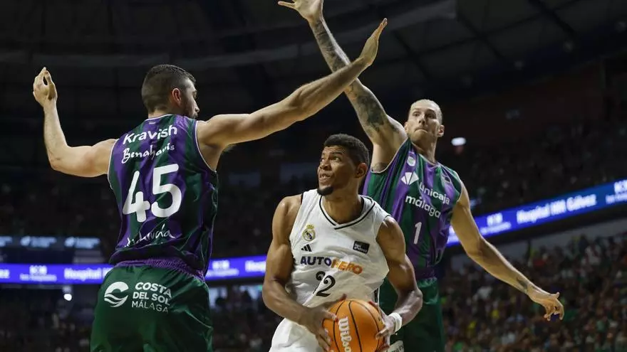 Unicaja rompe la racha del Madrid y fuerza el cuarto partido