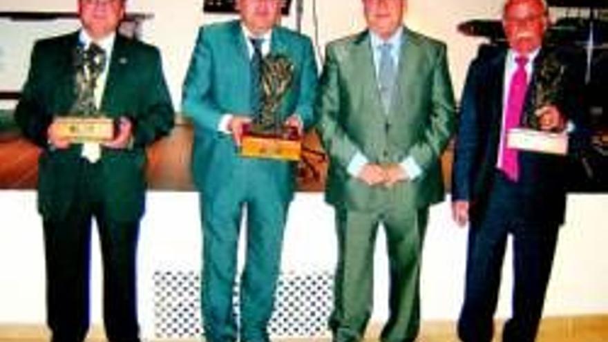 Ceal premia a Electrificaciones Parra, Cuycesa y San Marcos