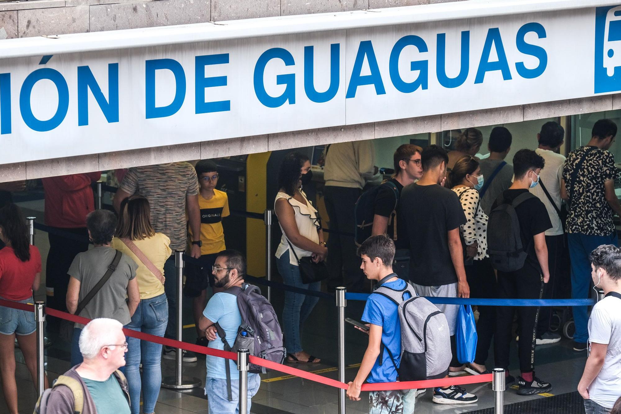 Primer día de rebaja con los bonos de transporte al 50%