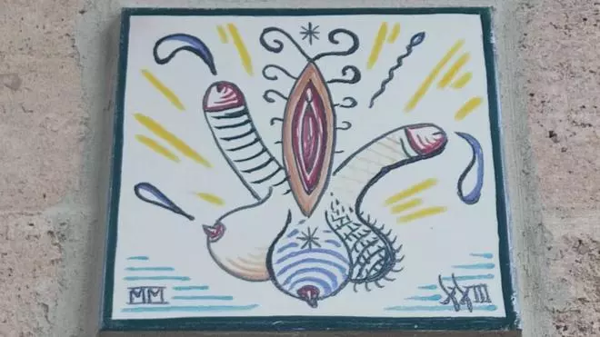 Rajoles de caire eròtic s'estenen per la Catalunya central