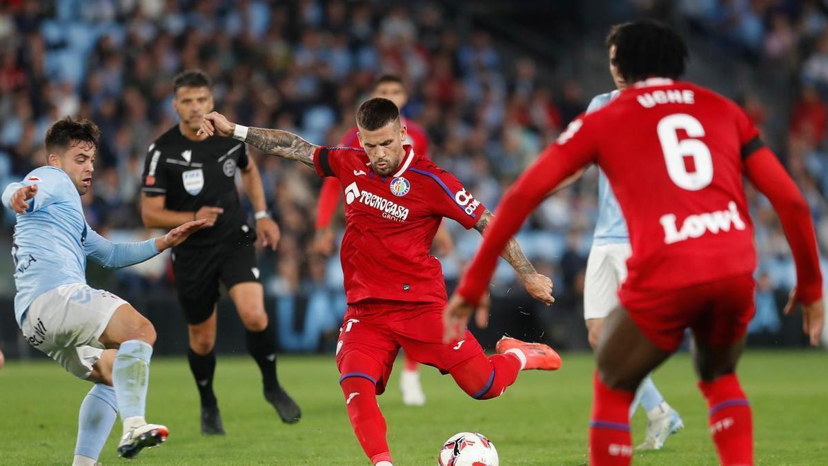 Carles Pérez va jugar al Getafe cedit pel Celta el curs 2024-25.