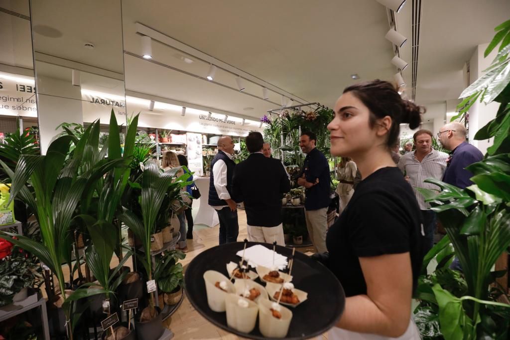 Las fotos de la inauguración de la nueva tienda de jardinería Fronda en el Palacio Avenida de Palma