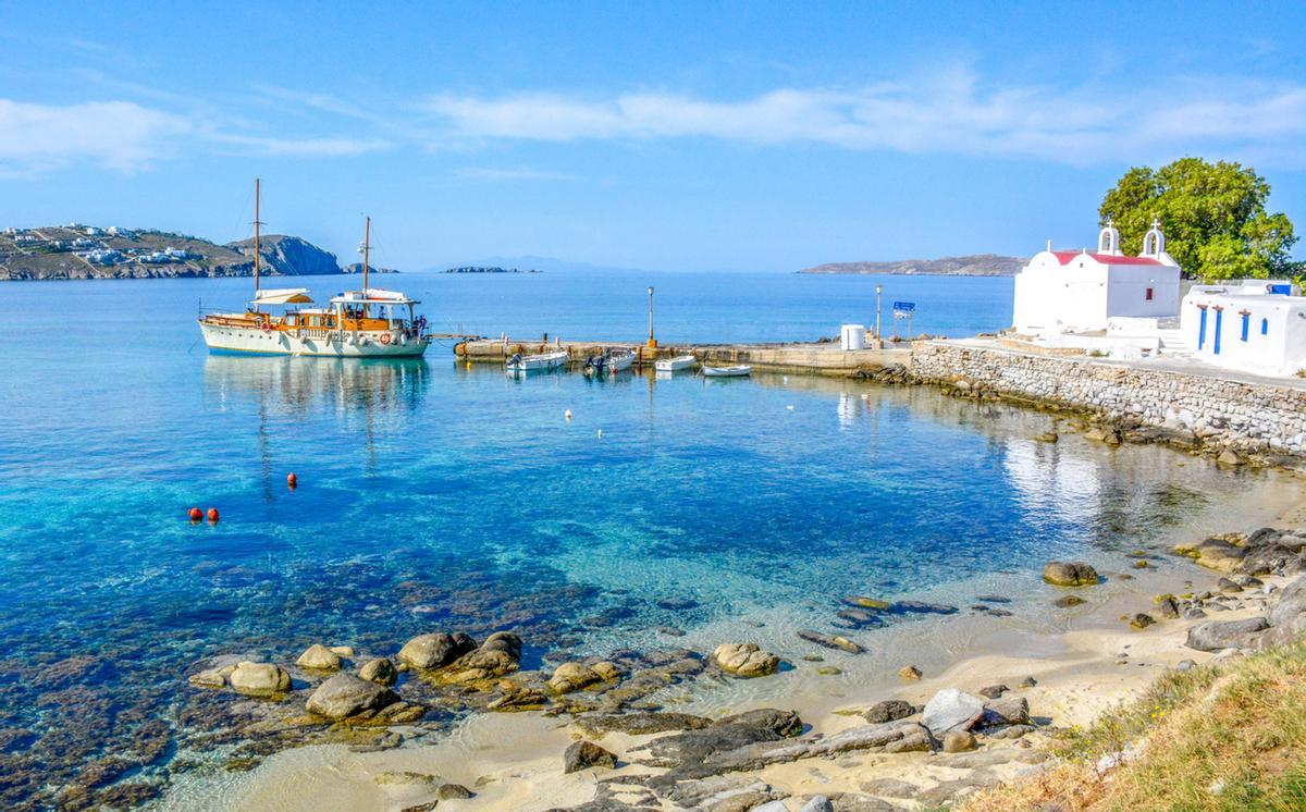 la isla de Delos de Mykonos en verano durante el día