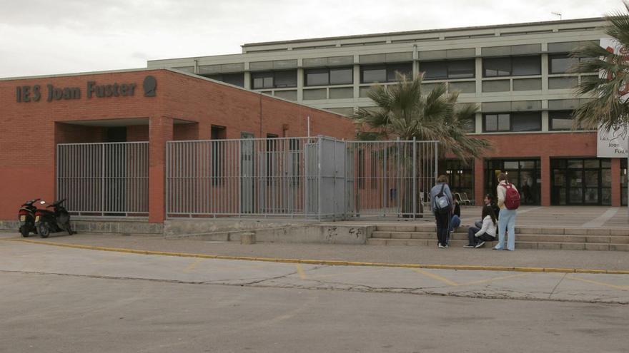 El IES Joan Fuster de Bellreguard, donde se desarrollará el programa Escola de Vida. | LEVANTE-EMV