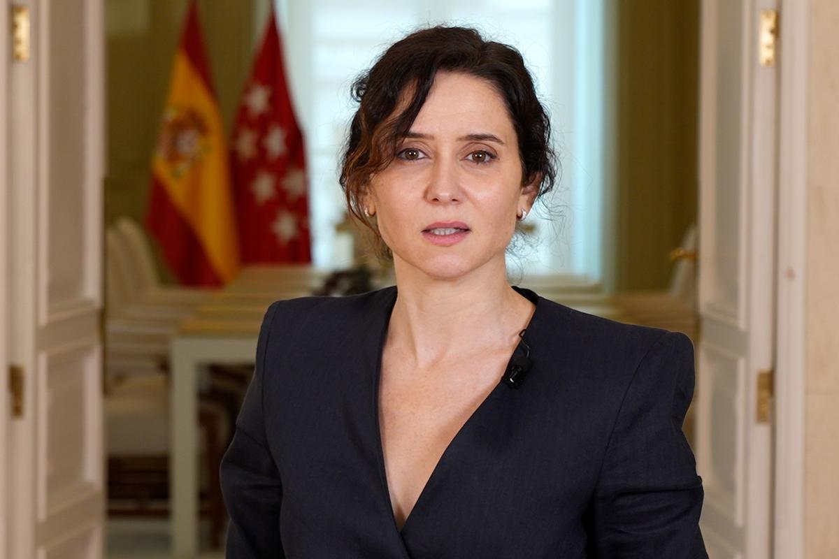 Ayuso defiende su gestión en las residencias durante la pandemia: Madrid fue la primera en proteger a nuestros mayores