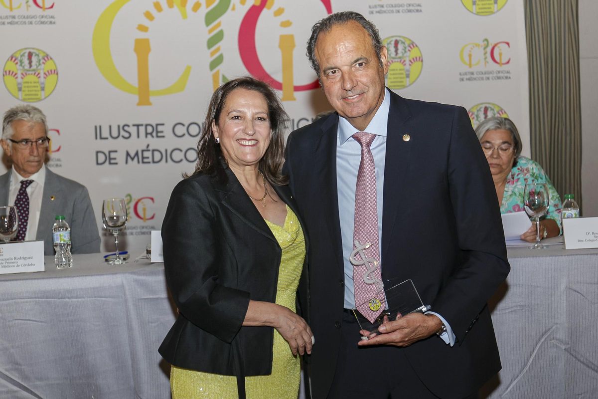 Varios momentos de la celebración del Día de la Profesión Médica, del Colegio de Médicos de Córdoba.