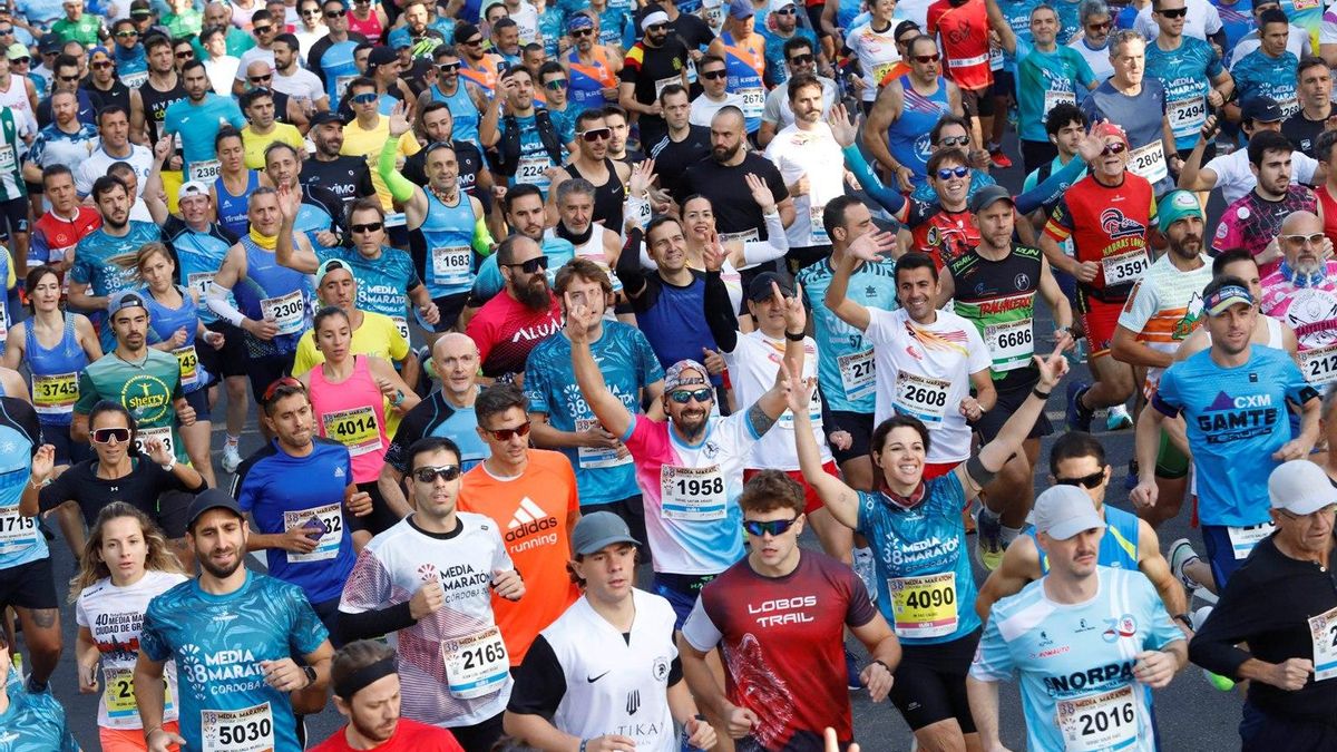 Salida de la Media Maratón de Córdoba del 2024.